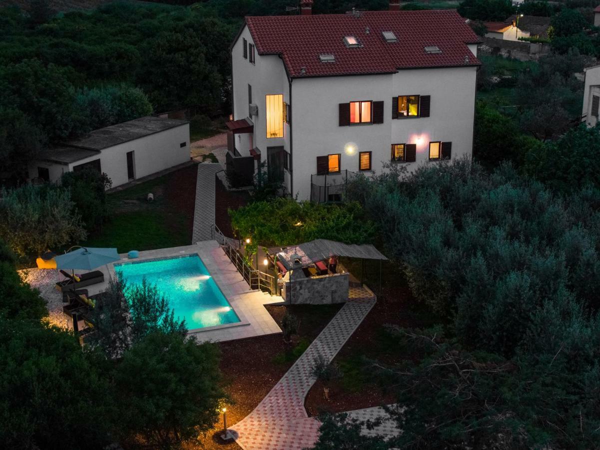 Holiday Home Mara Fondole Luaran gambar