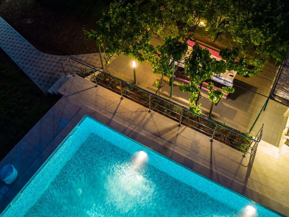 Holiday Home Mara Fondole Luaran gambar